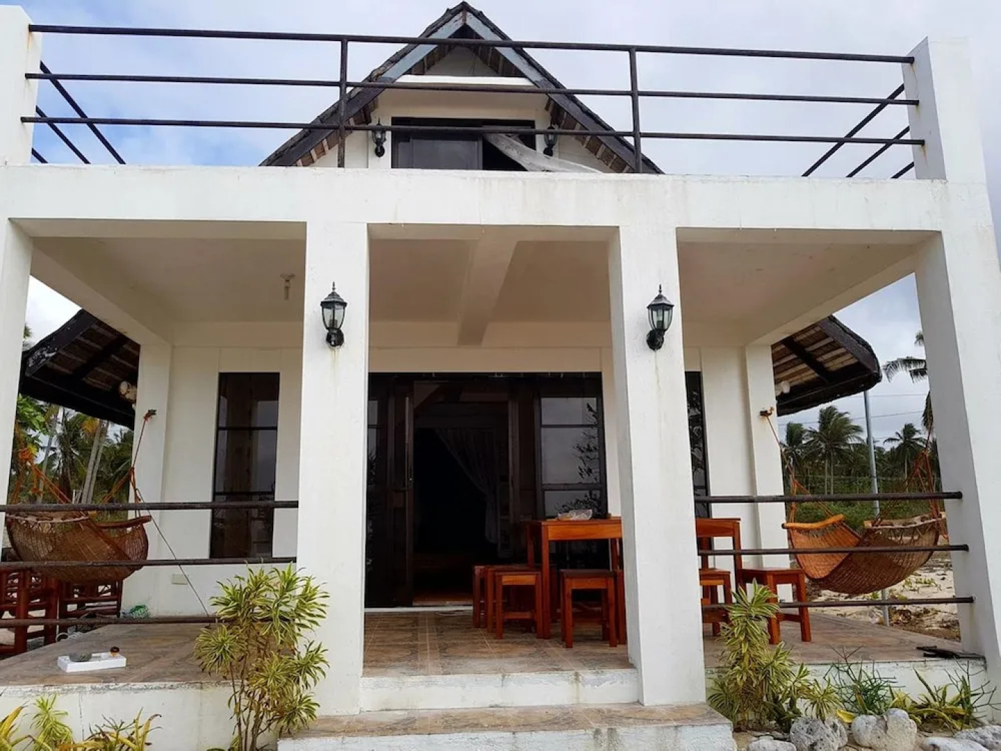 Traditional Filipino Villa Beachfront