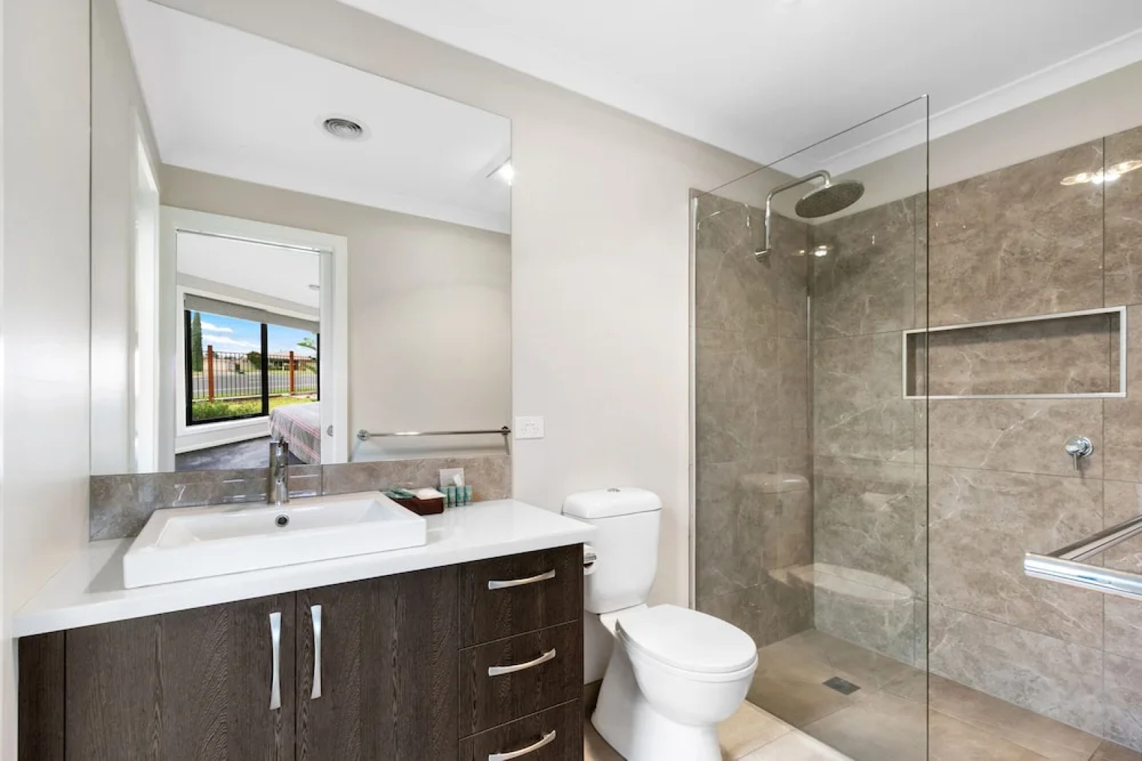 Best Western Aspen & Apartments