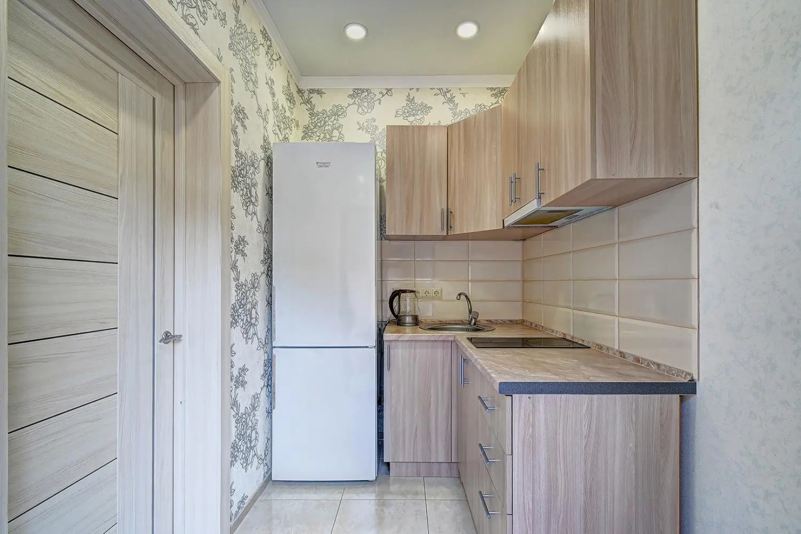 Виктория (Адлер)