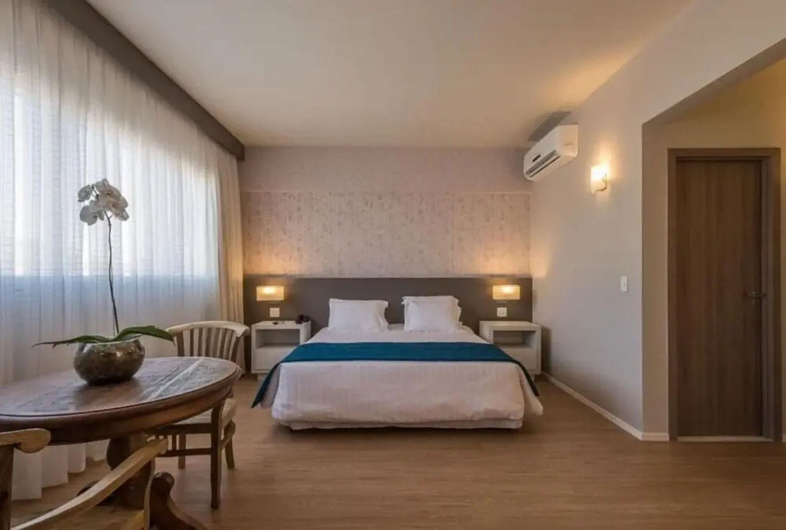 Suntory Business Hotel