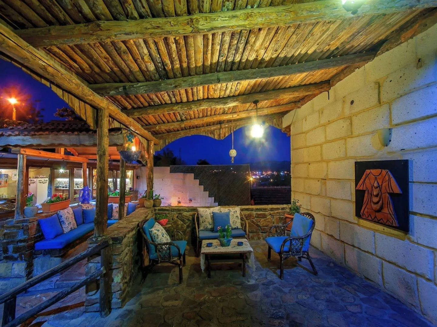 Adanos Konuk Evi