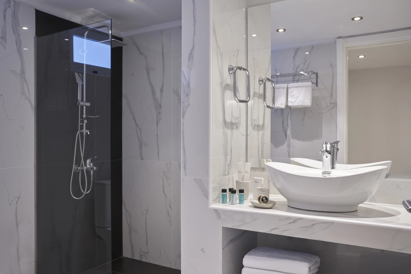 Xenia Poros Image Hotel