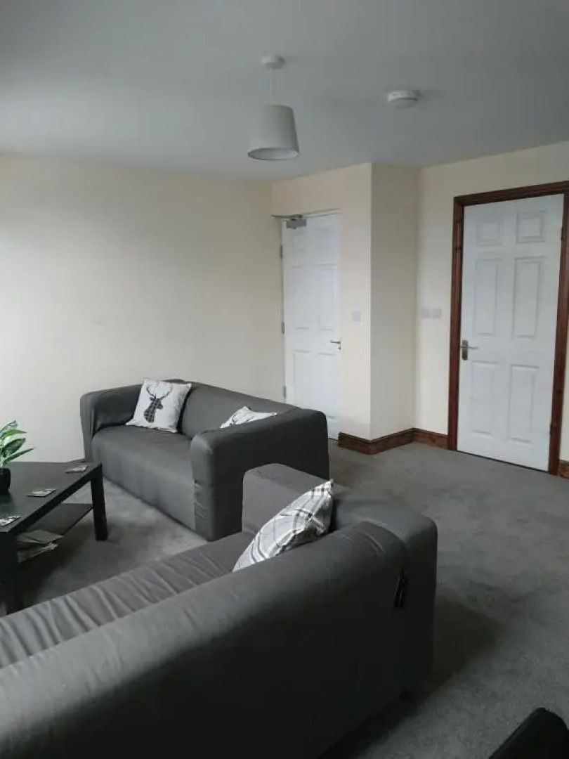 2 Wood Yard Cottages, Red Mayes Farm