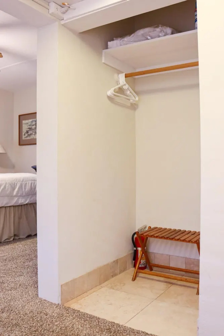 The Bonnie Inn Unit 5 With Breakfast Nook