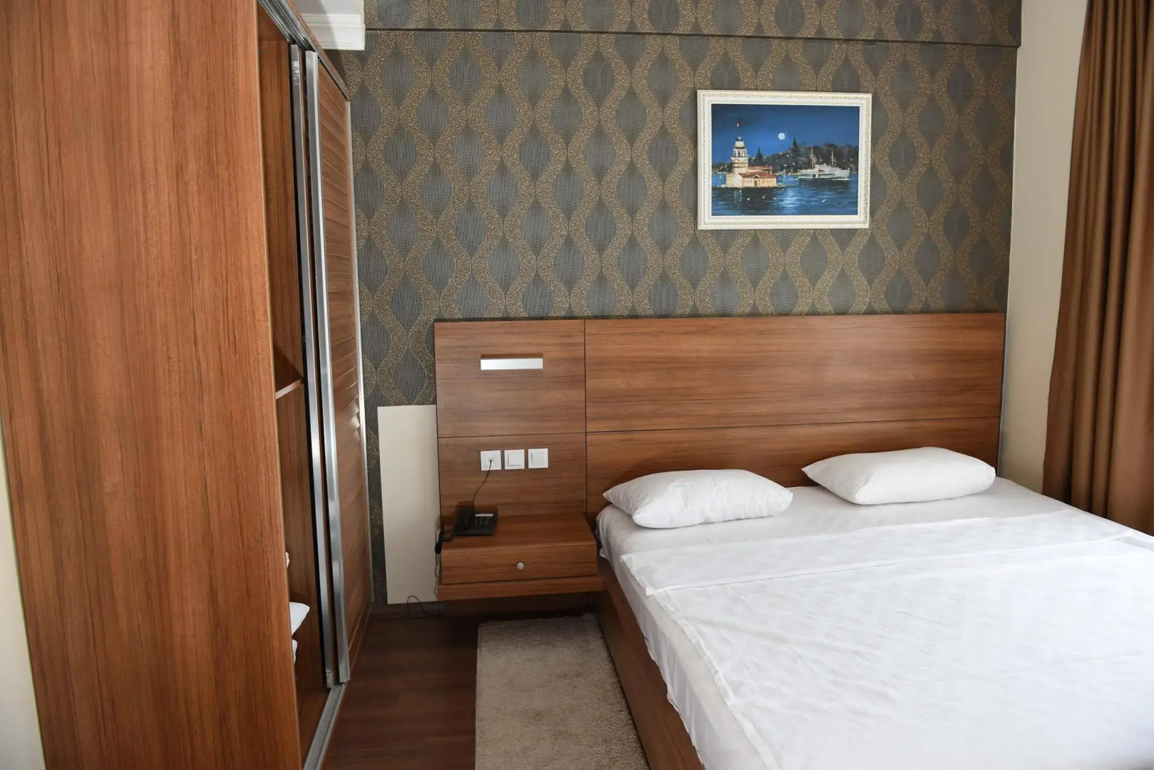 Carpediem Diamond Hotel