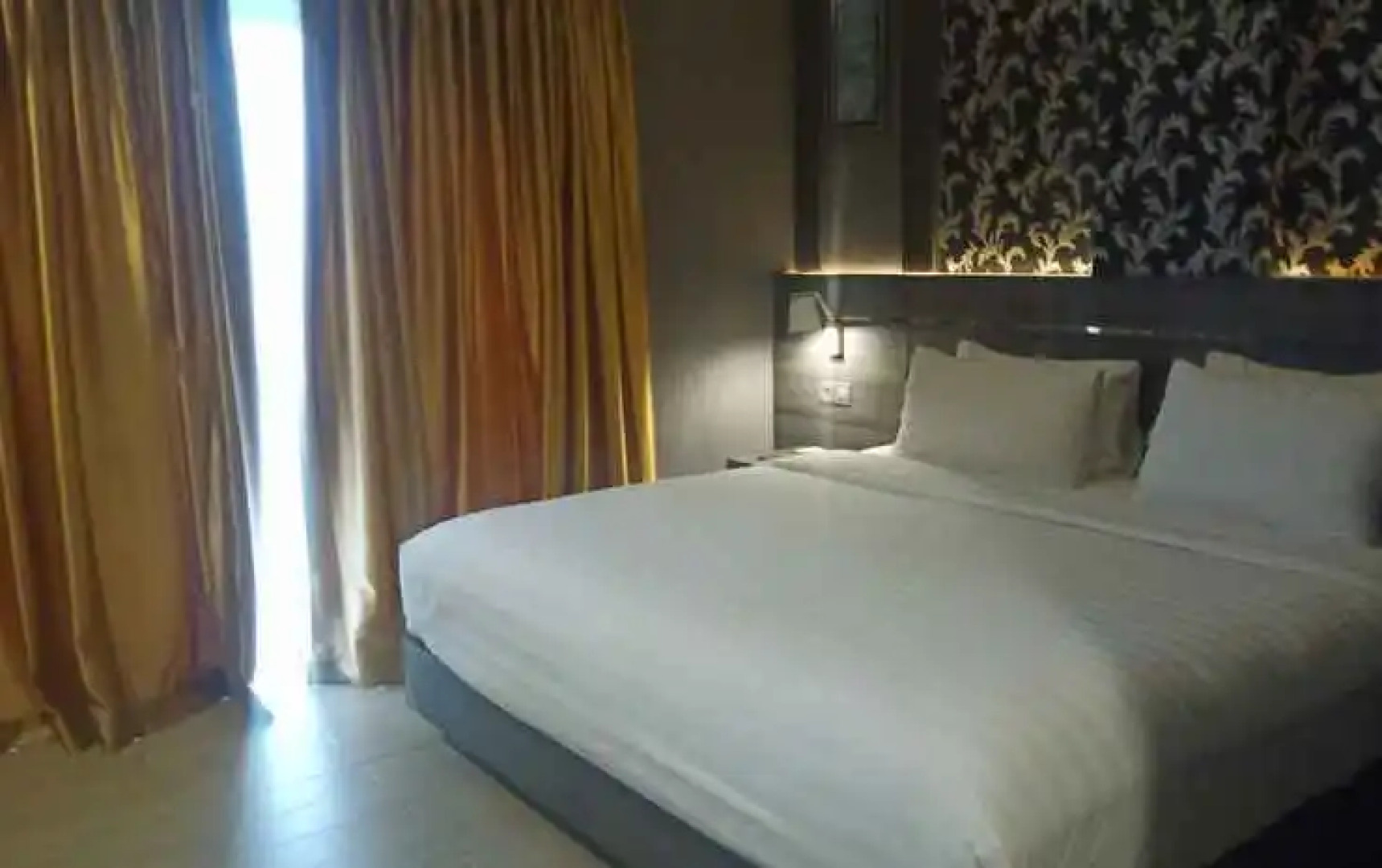 Grand Venetian Hotel