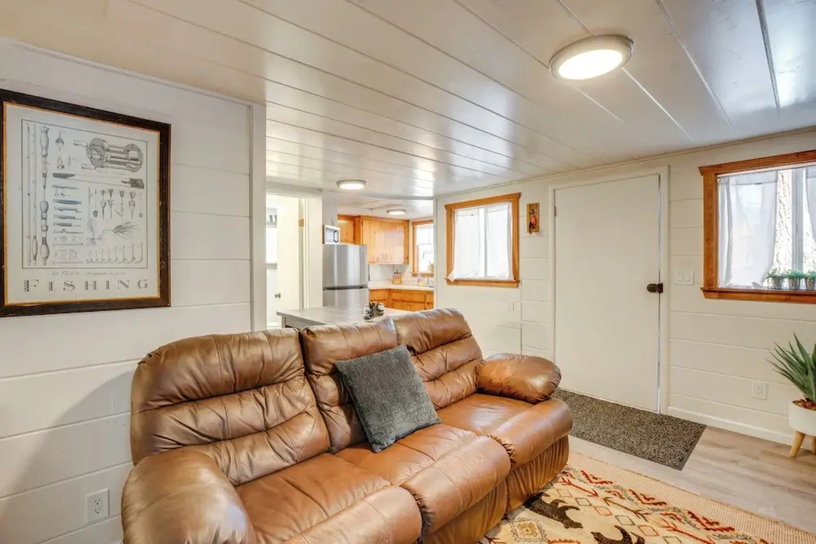 Walk to Beach: Dog-friendly Cabin in Glenbrook!