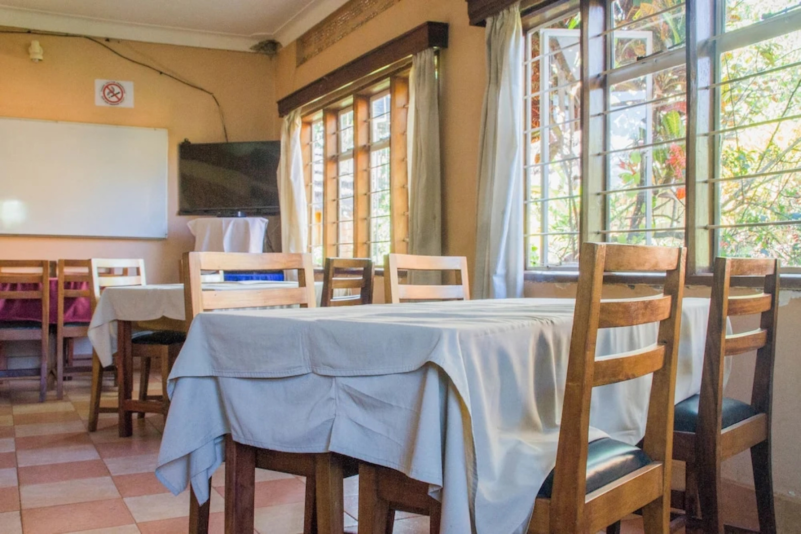 New Court View Hotel