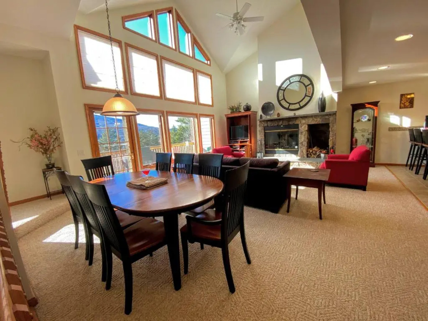 H5 Luxurious Stonehill Townhome With Magnificent ski Slopes View hot tub