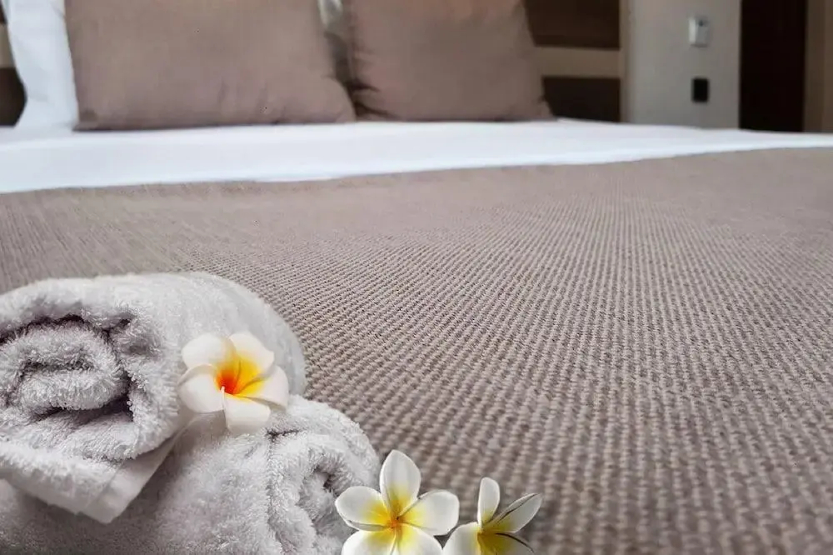 Sembol Hotel