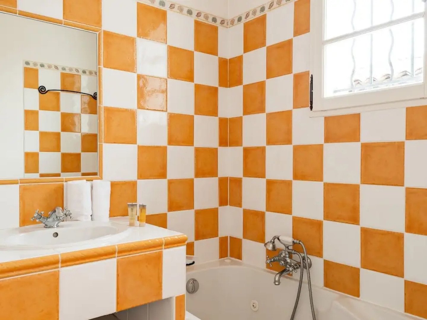 Elegant Villa in Fayence