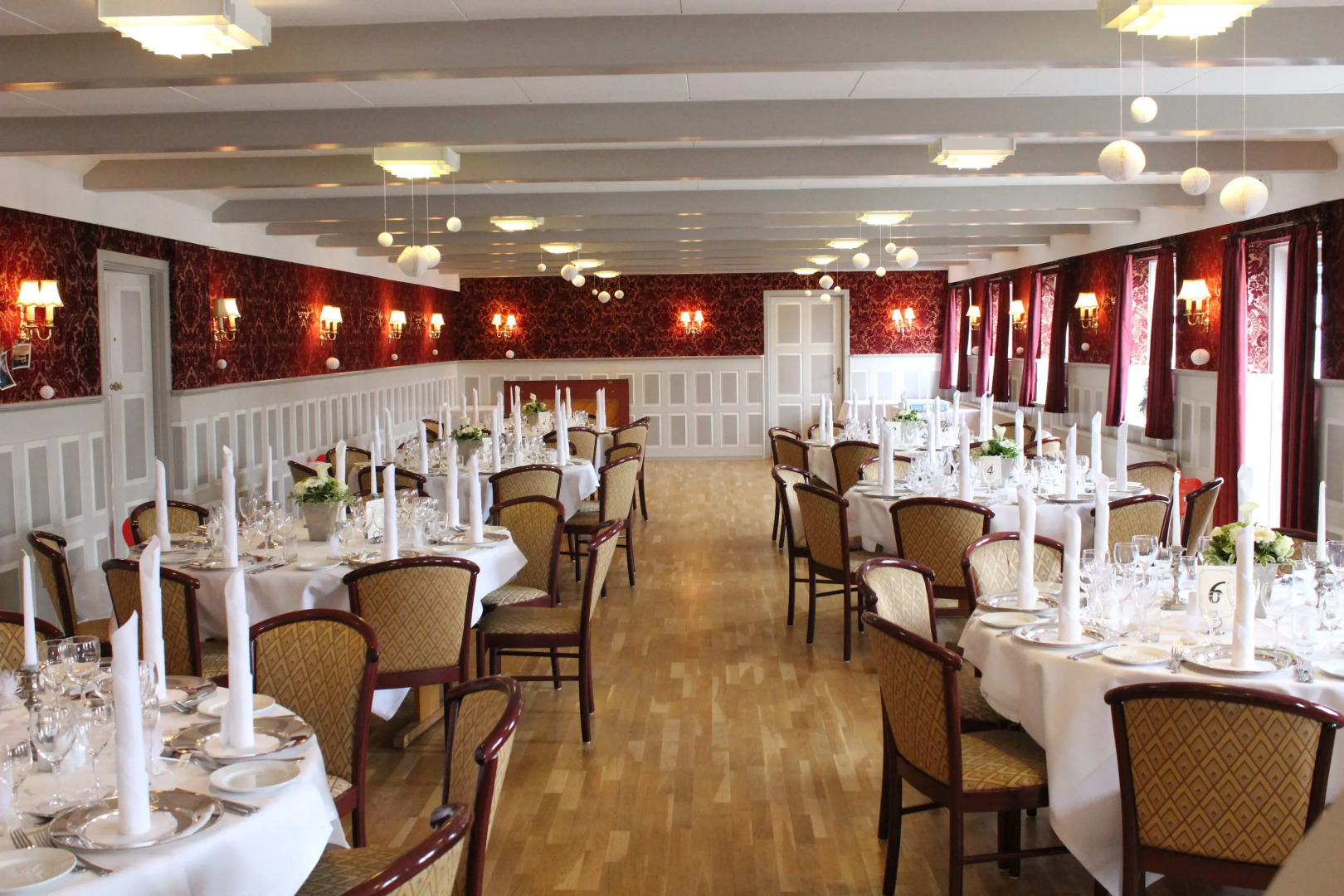 HOTEL TAMBOHUS KRO - Ved Limfjorden i Jylland