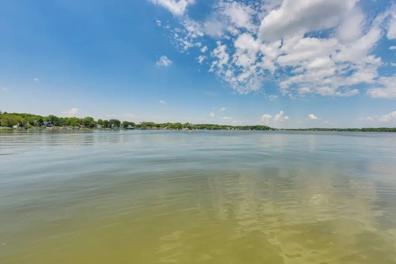 Waterfront Fox Lake Vacation Rental w/ Fire Pit!