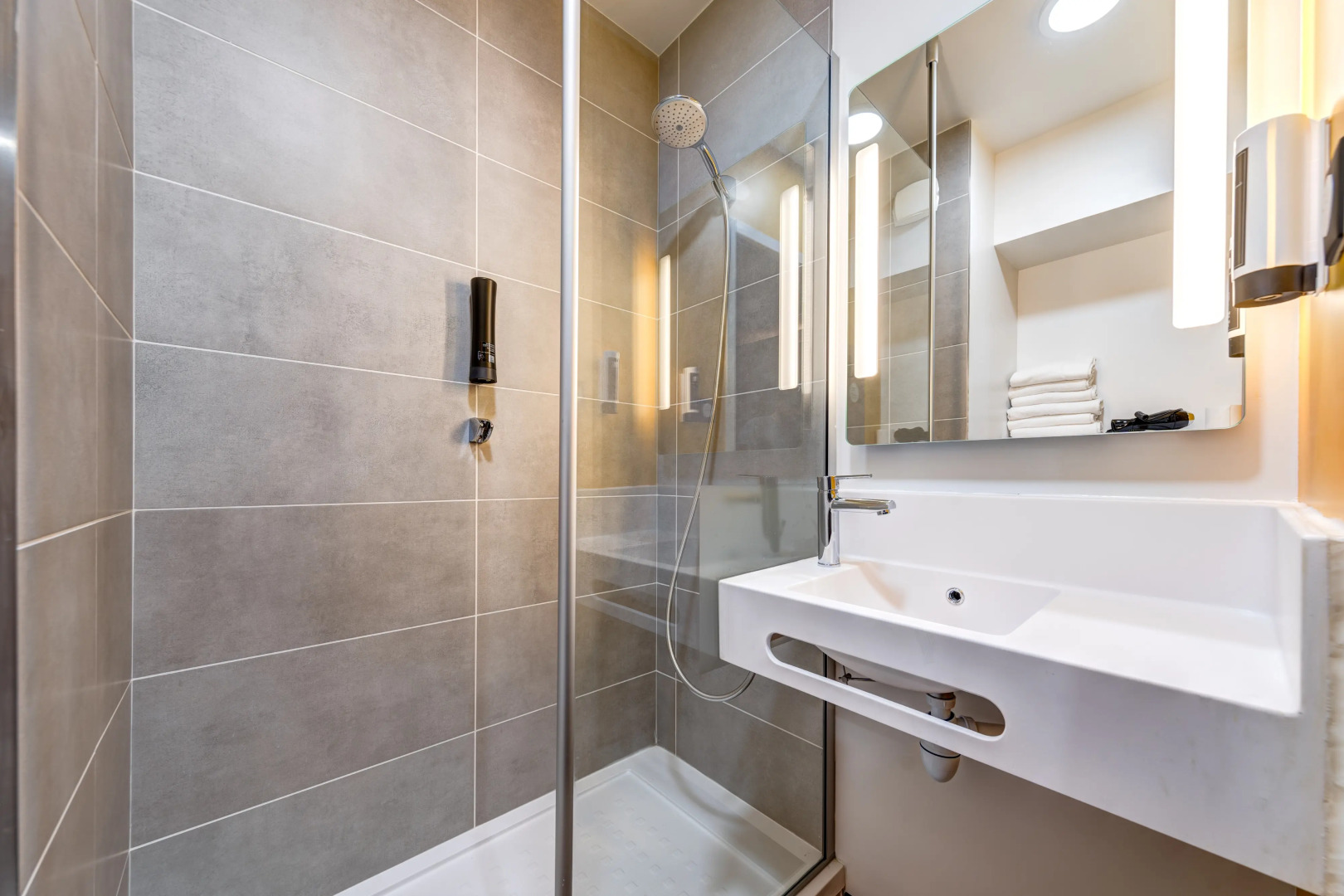 B&B HOTEL Bois D'Arcy Saint Quentin en Yvelines