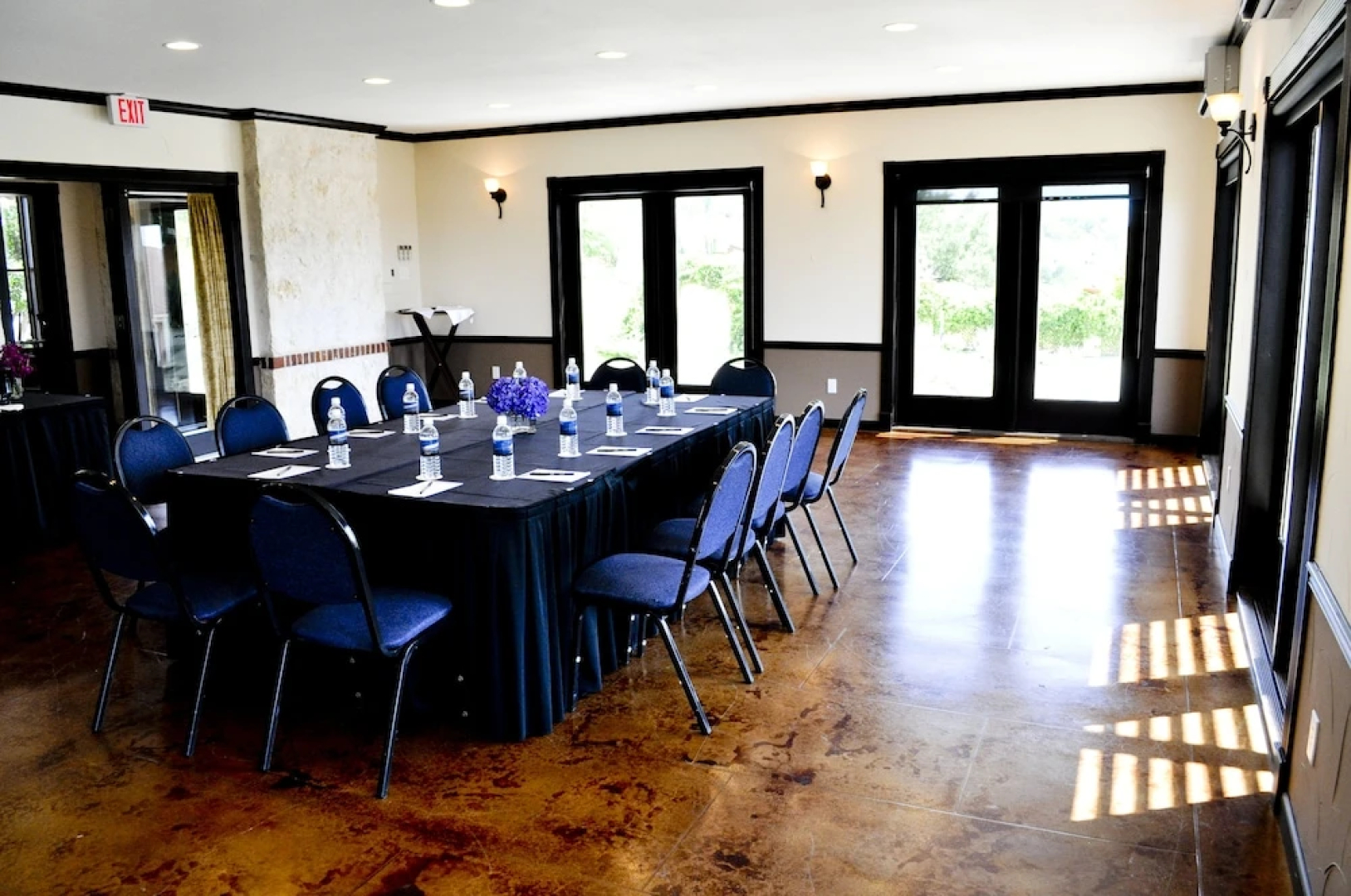 Vintage Villas Hotel & Events