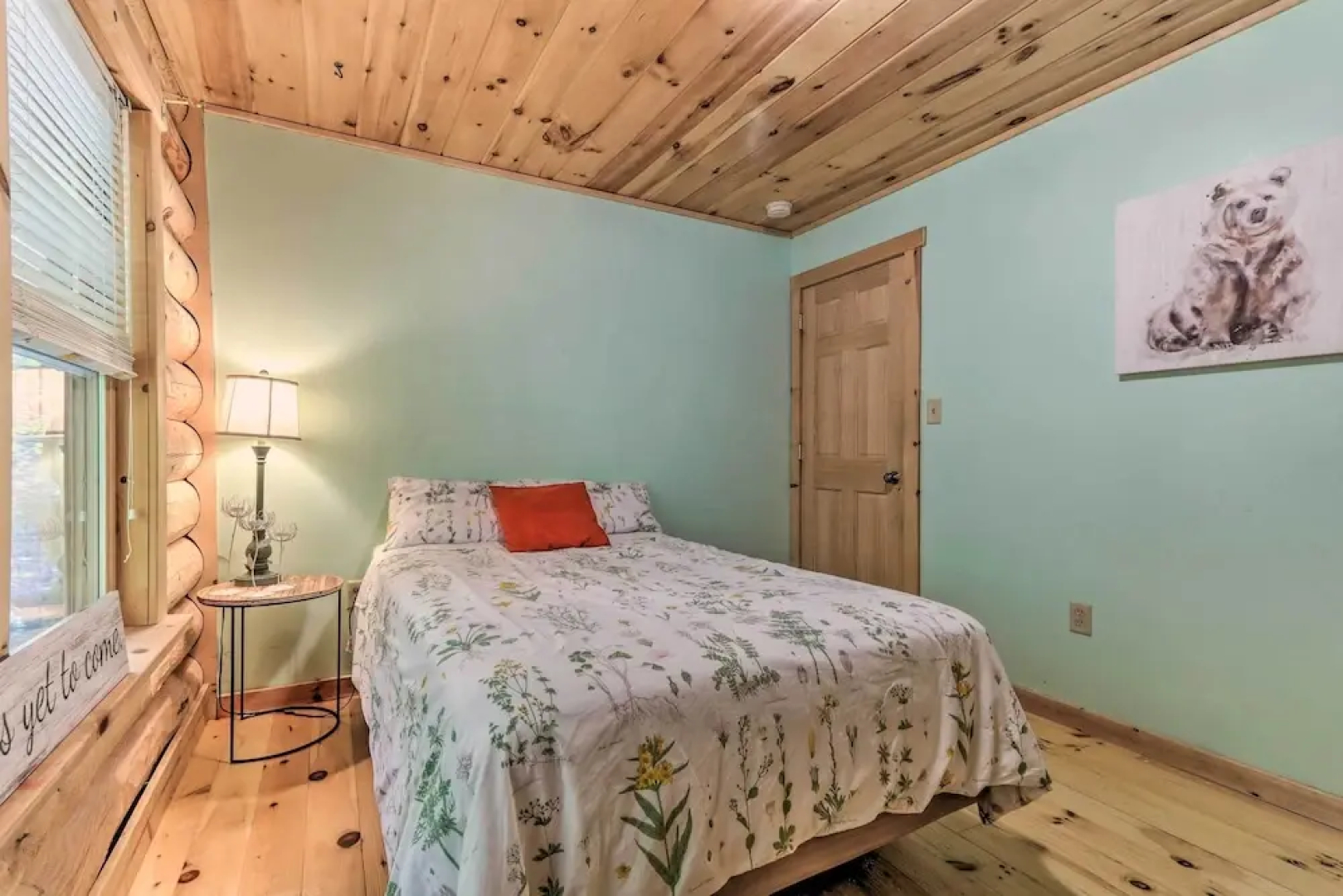 Grand 4,000 Sq Ft House - 11 Miles to Lancaster!