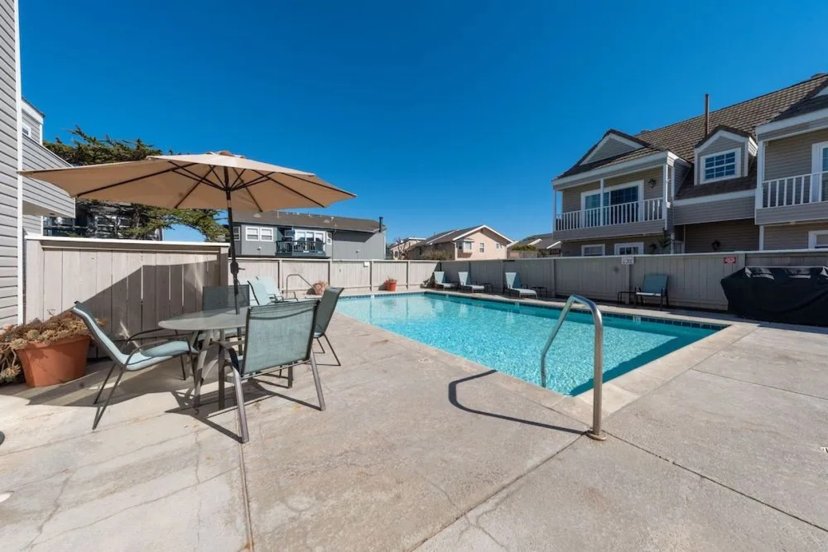 Mandalay Shores Resort