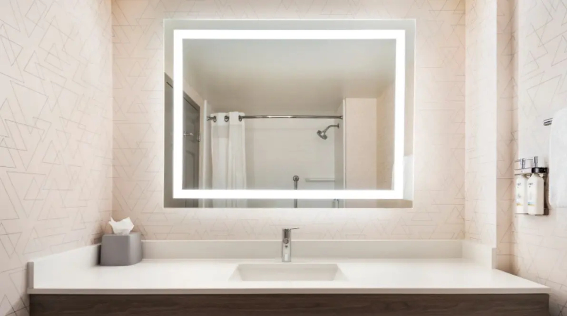 Holiday Inn Express & Suites Mobile West I-10 by IHG