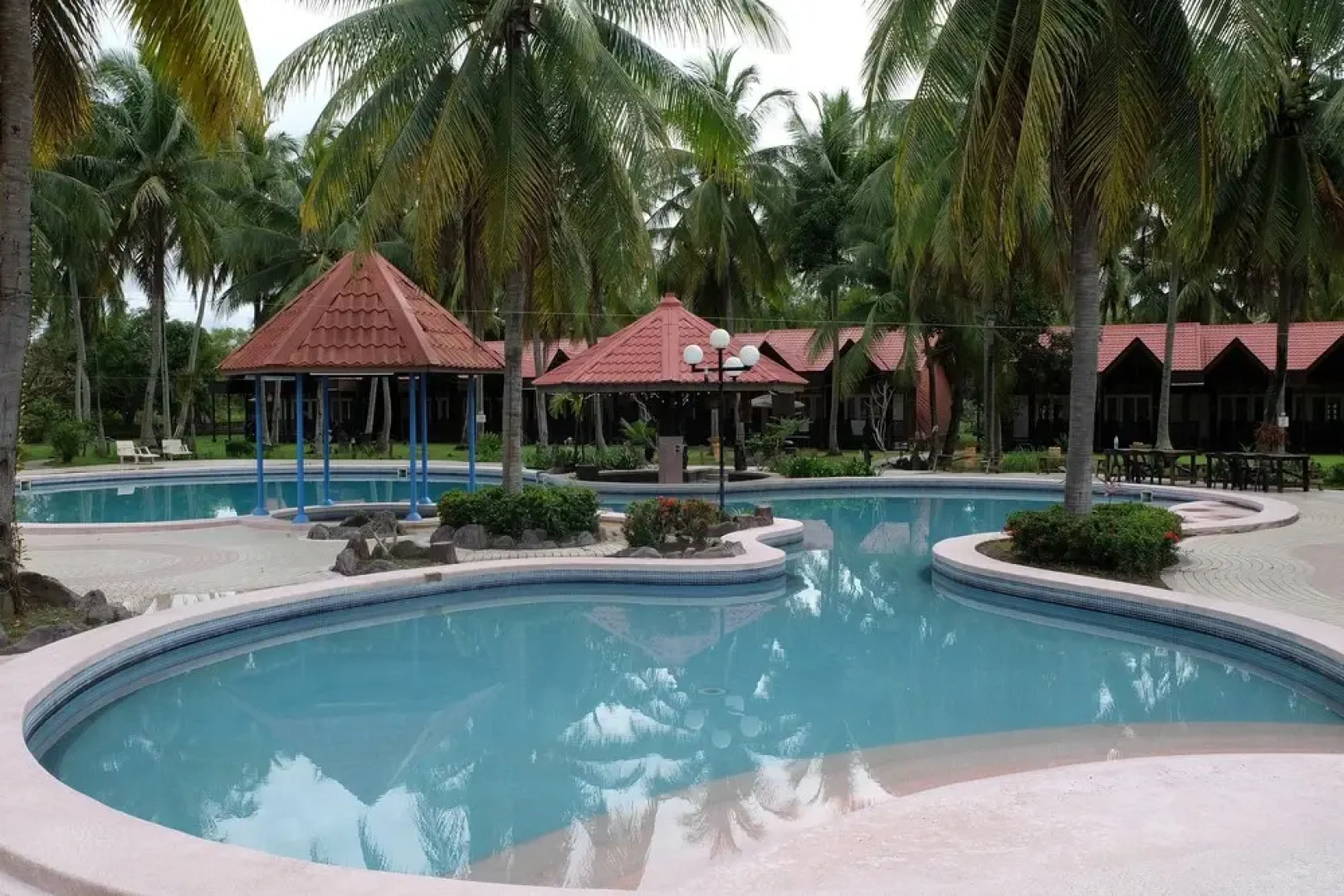 Raintree Beach & Golf Resort