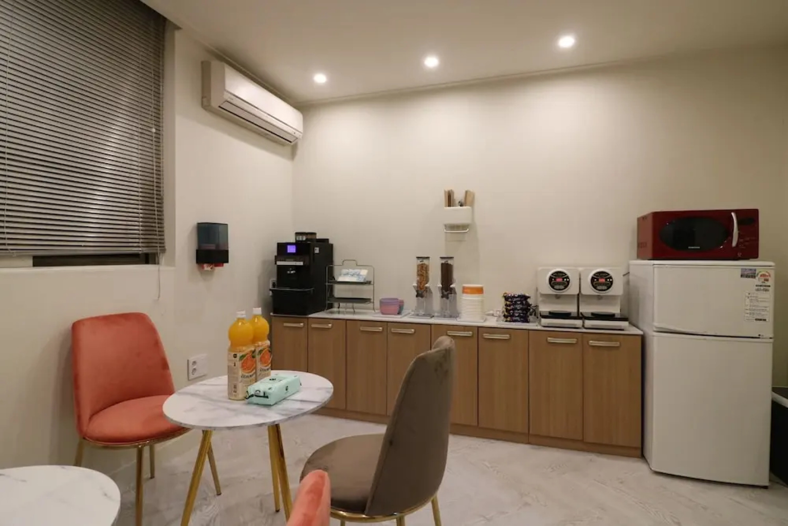 Stay-inn Hotel