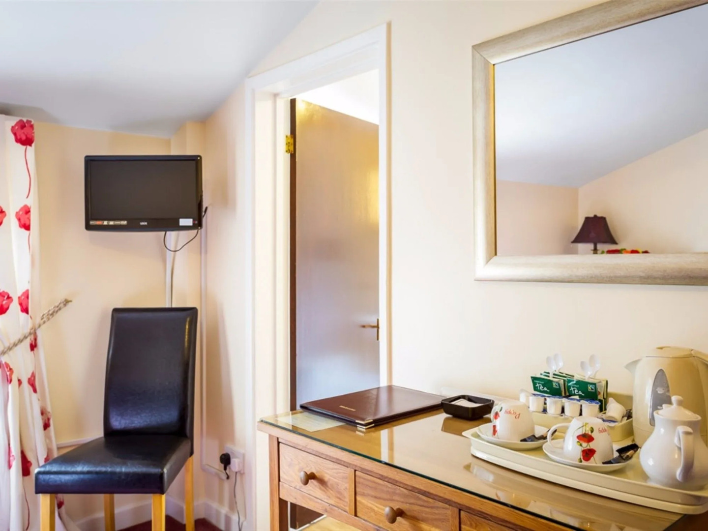 Broadlands Hotel - Adults Only