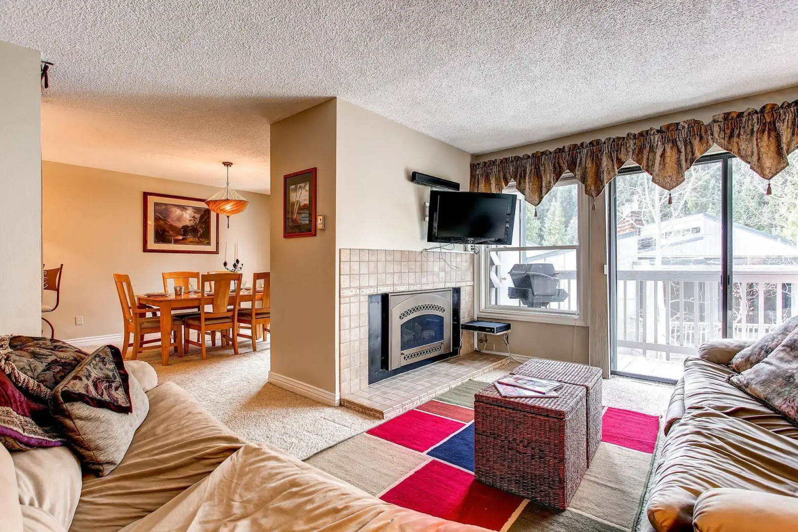 Tannenbaum Condominiums by Ski Country Resorts