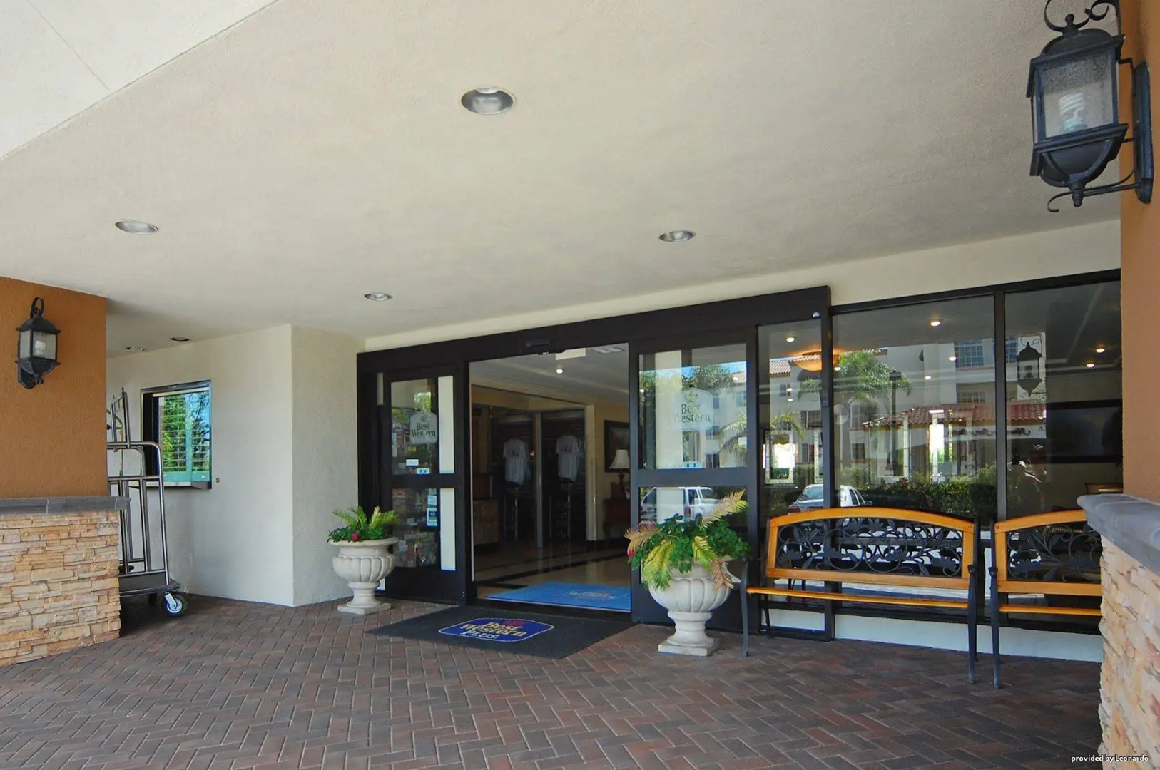 Best Western Plus Orange County Airport North