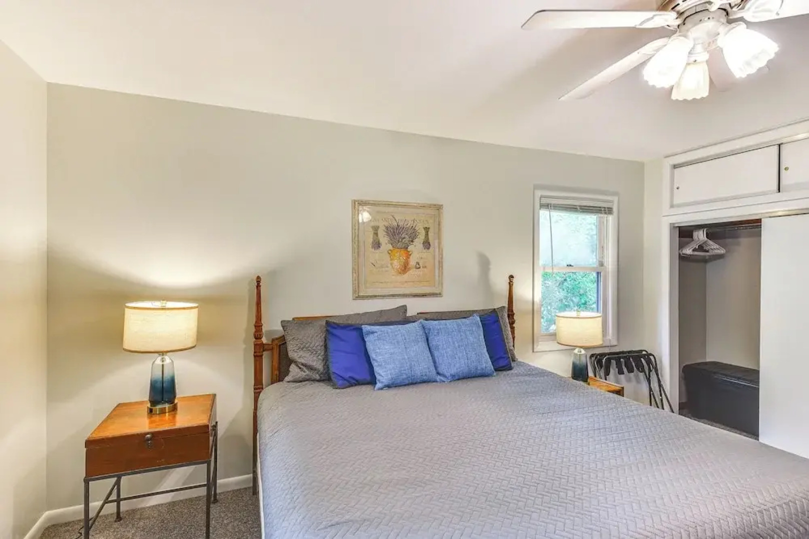 Charming Union Pier Home w/ Deck: Half-mi to Beach