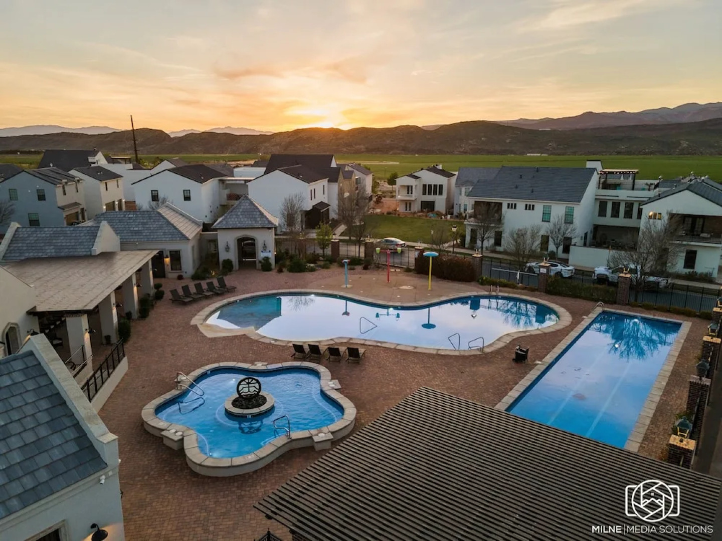 The Hudson #f2 4 Bedroom Townhouse