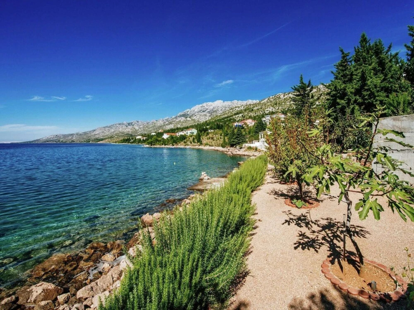 Modern Apartment near Sea in Starigrad