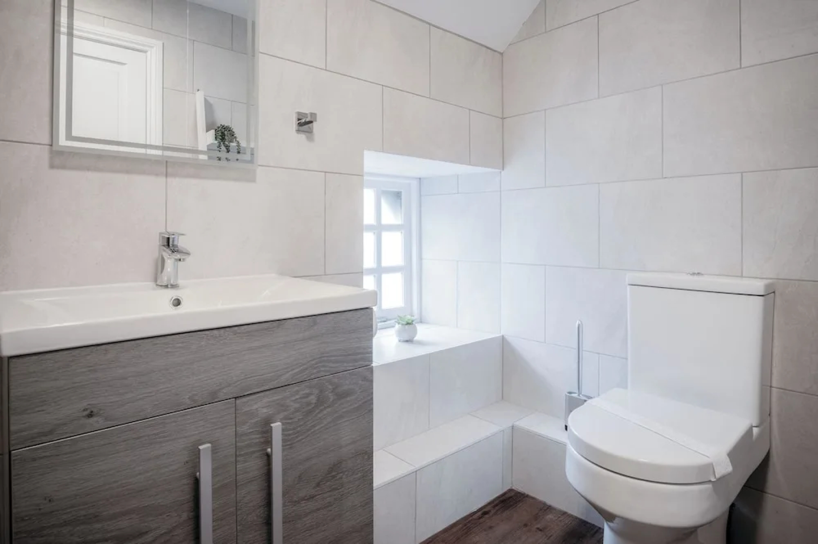 The Stables - 2 Bedroom Cottage - Princes Gate