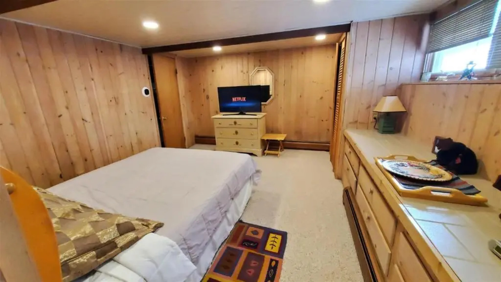 Pet-friendly Private Vacation Home in the White Mountains - Sh70c