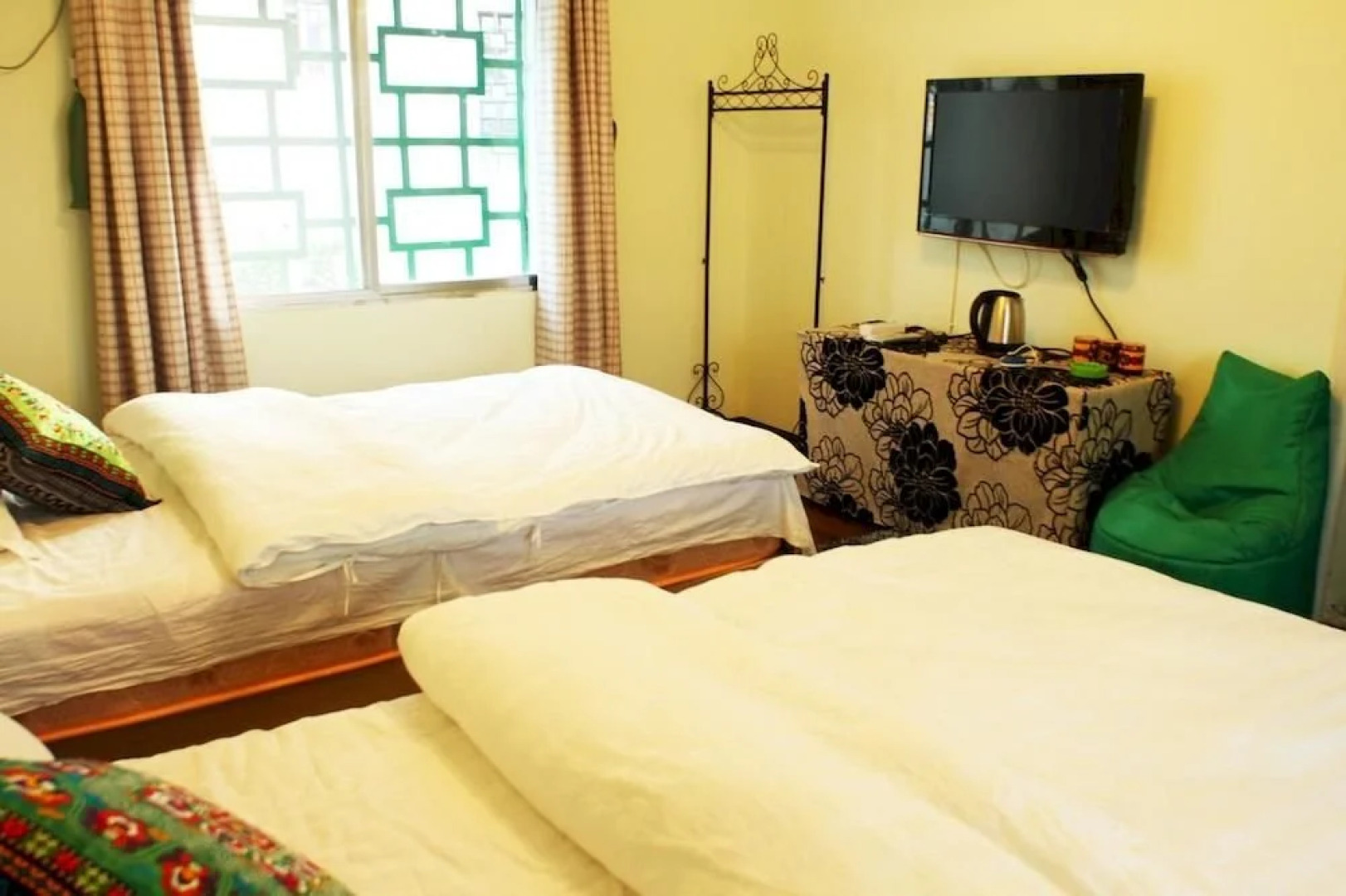 Deng Ba Lugu Lake Youth Hostel