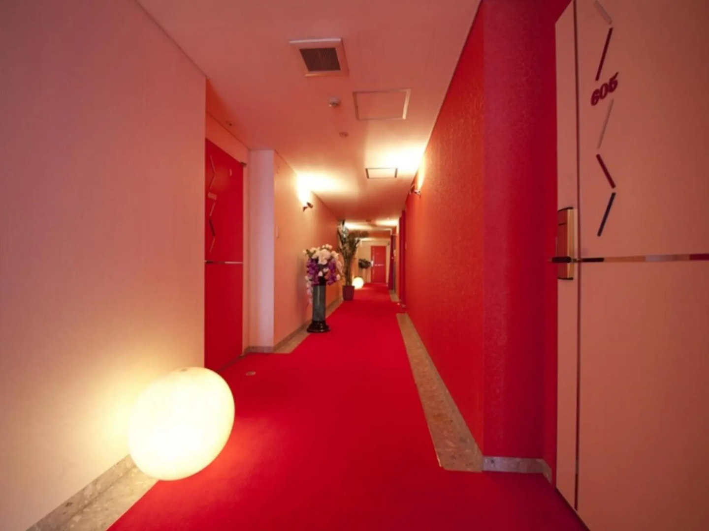 V Hotel - Adults Only