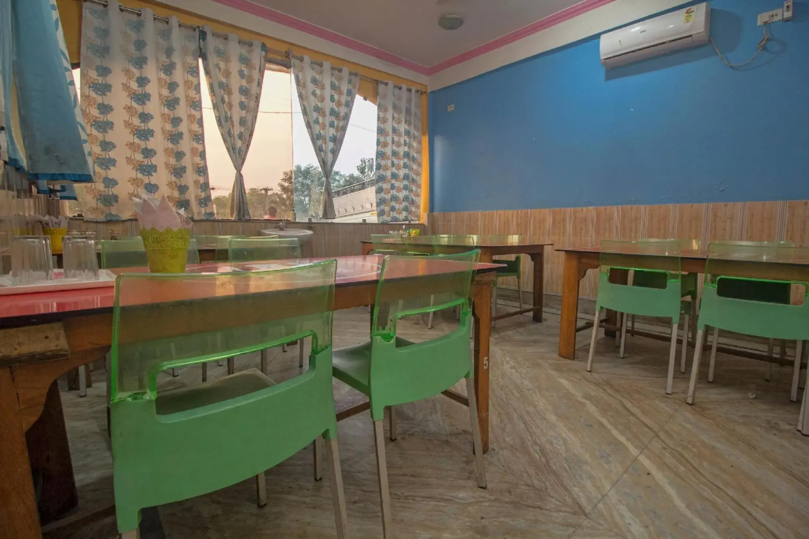 Dooars Dhaba And Restaurant By OYO Rooms