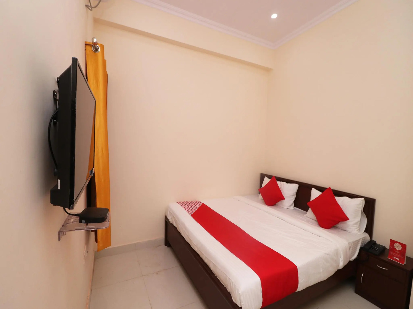 OYO 27941 Sangam Darshan