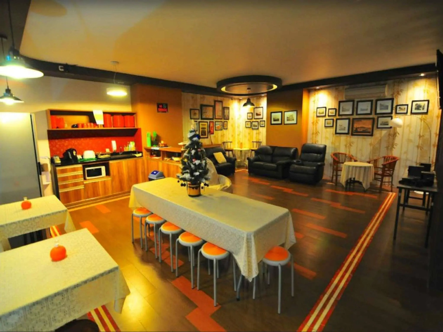 Capsule Hostel Old Batavia