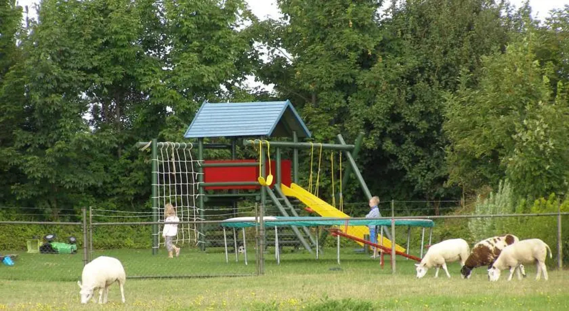 De Waalerburght Vakantiehuizen