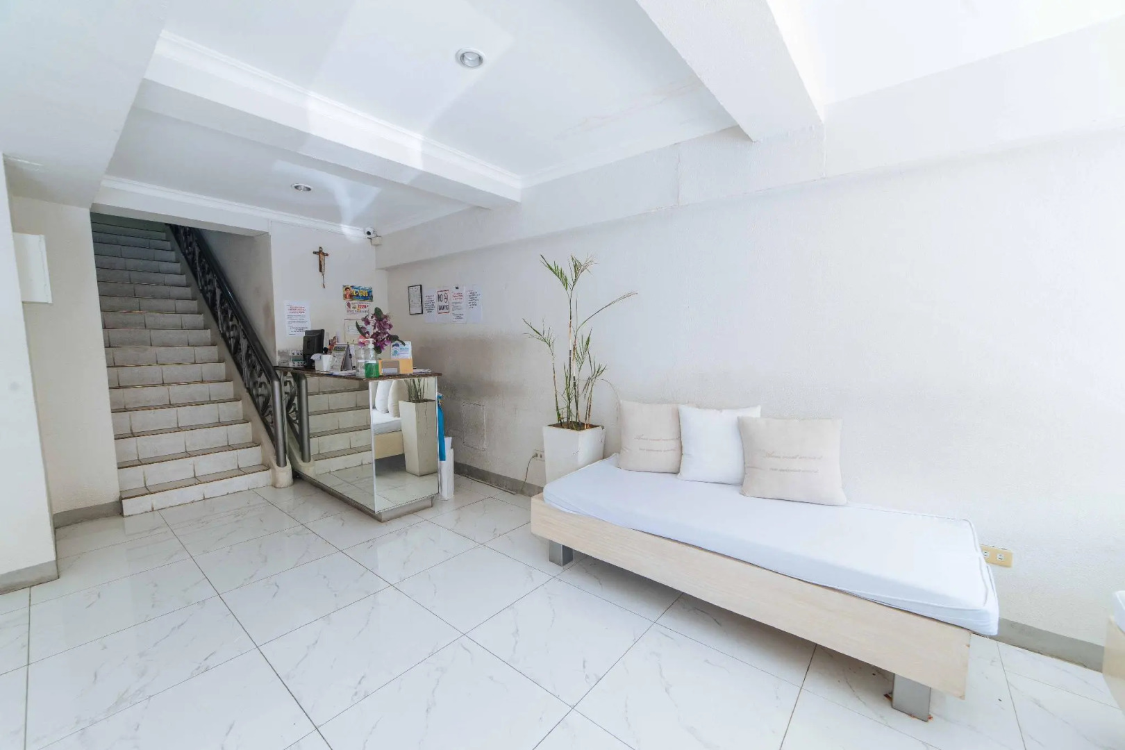 RedDoorz @ Samat Mandaluyong