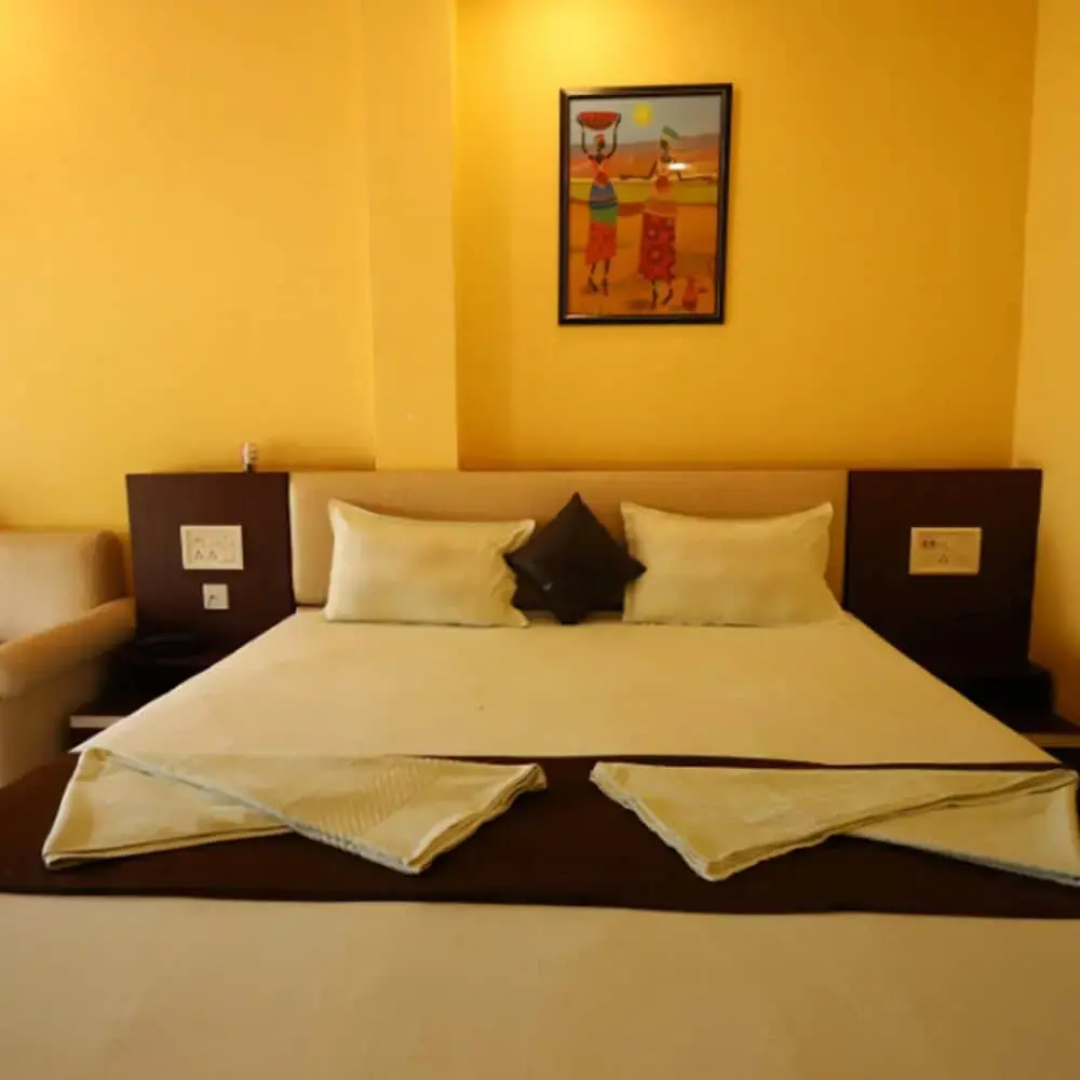 Golden View Resort & Restaurant