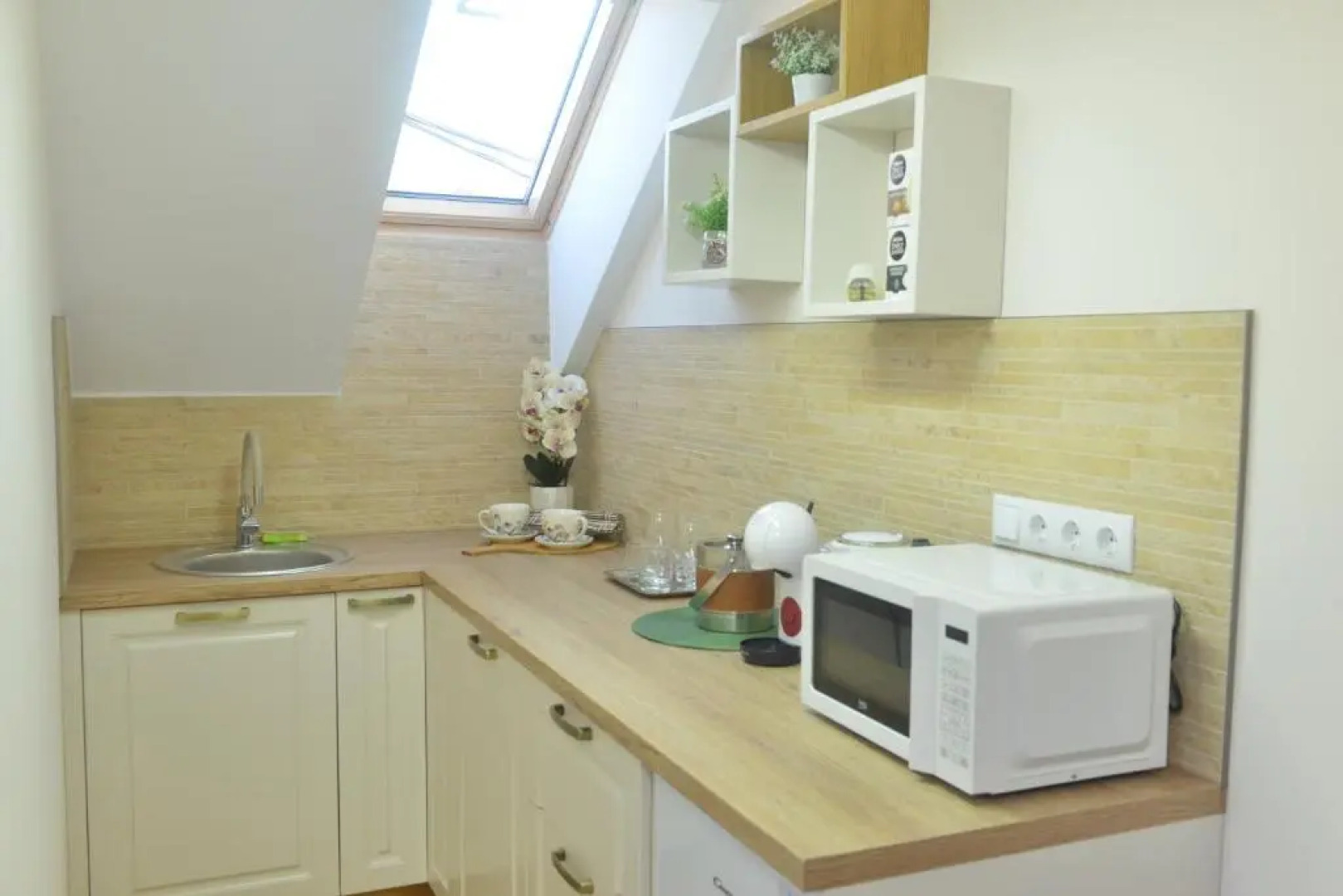 Magic Five - Cazare Reghin ***