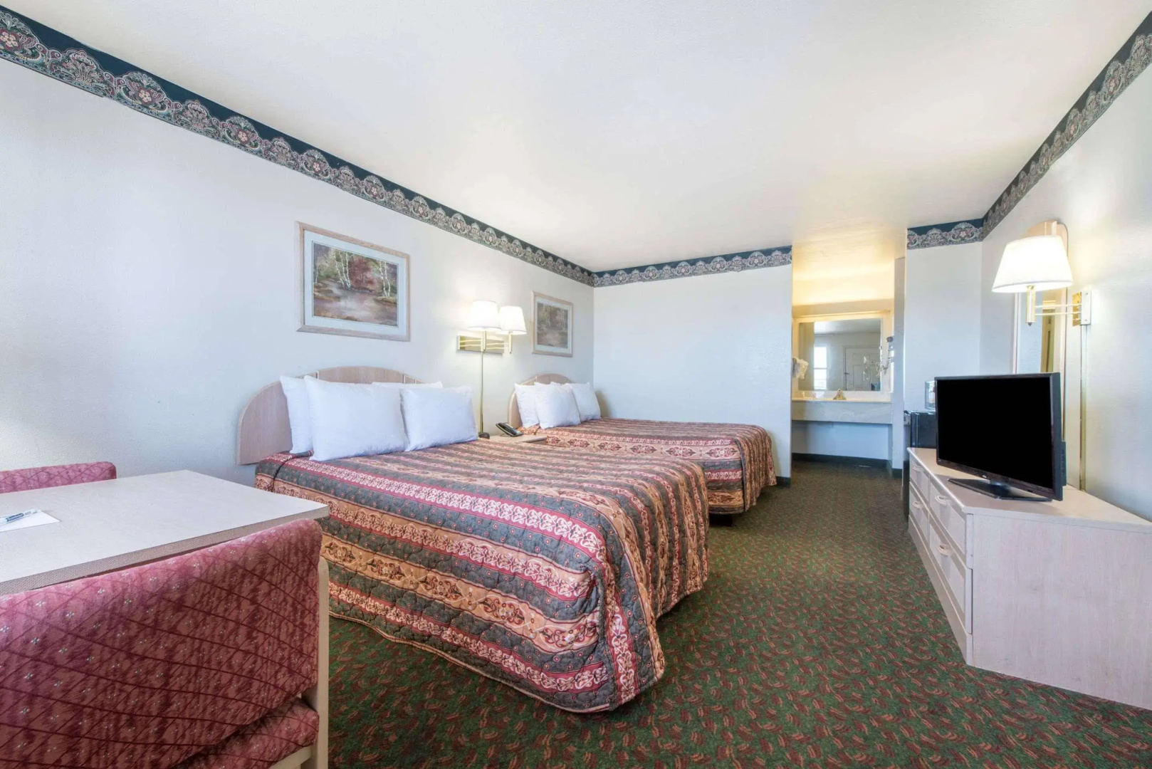 Travelodge by Wyndham Wichita Falls