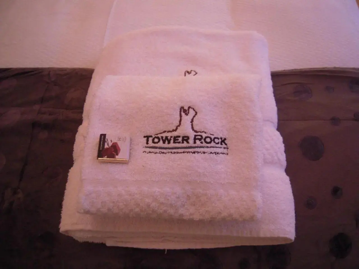 Tower Rock Puerto Deseado Superior