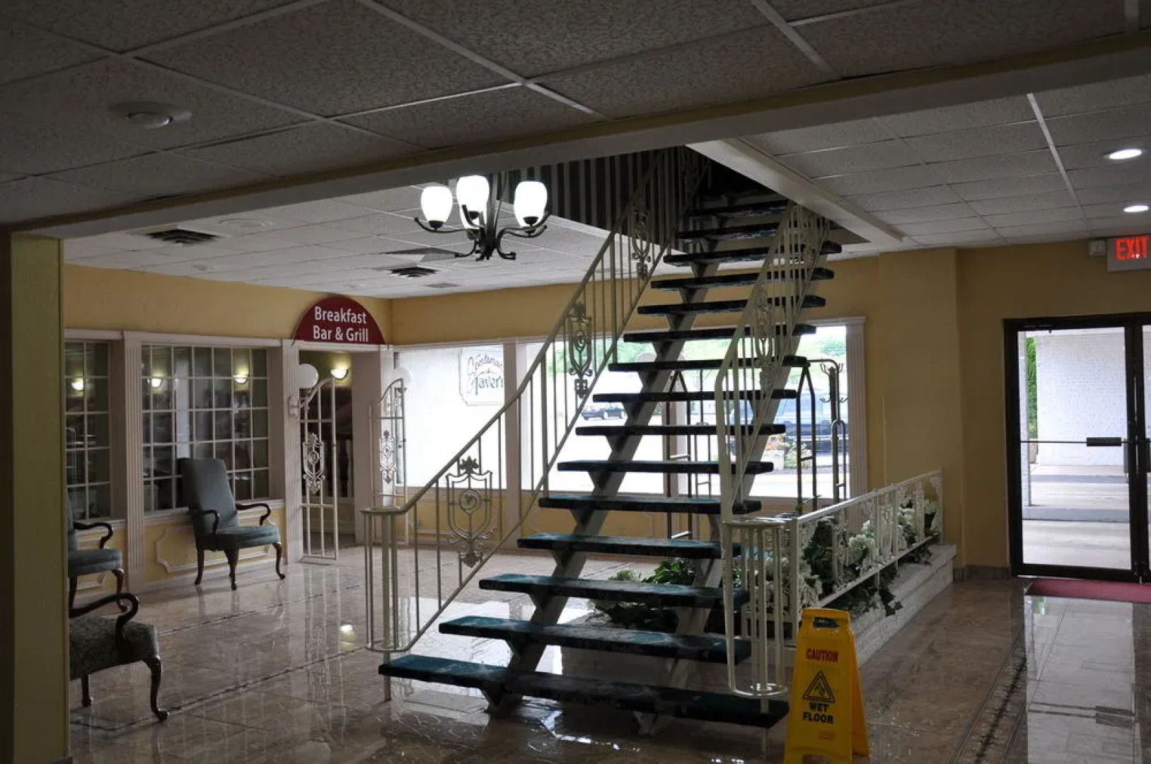 Mangnuson Hotel East Sandusky