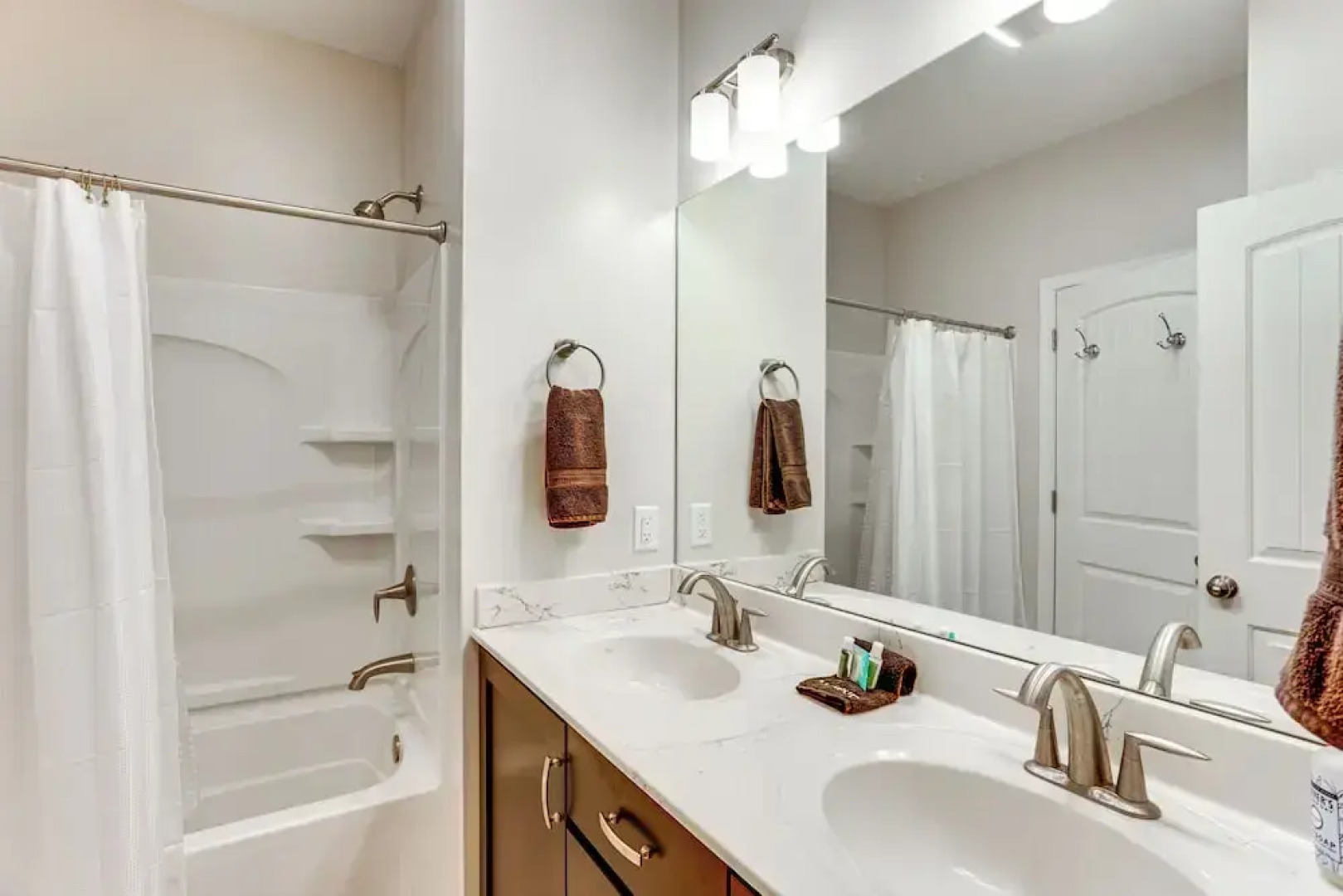 Home ~ 3 Mi to Penn State: Pets Welcome!