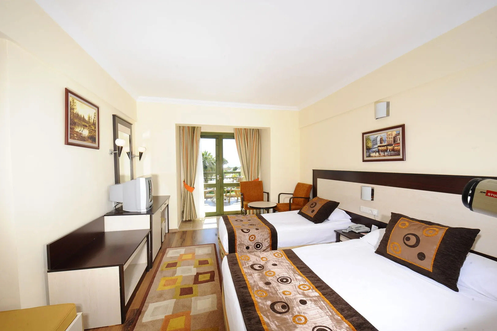 Oz Hotels İncekum Beach Resort