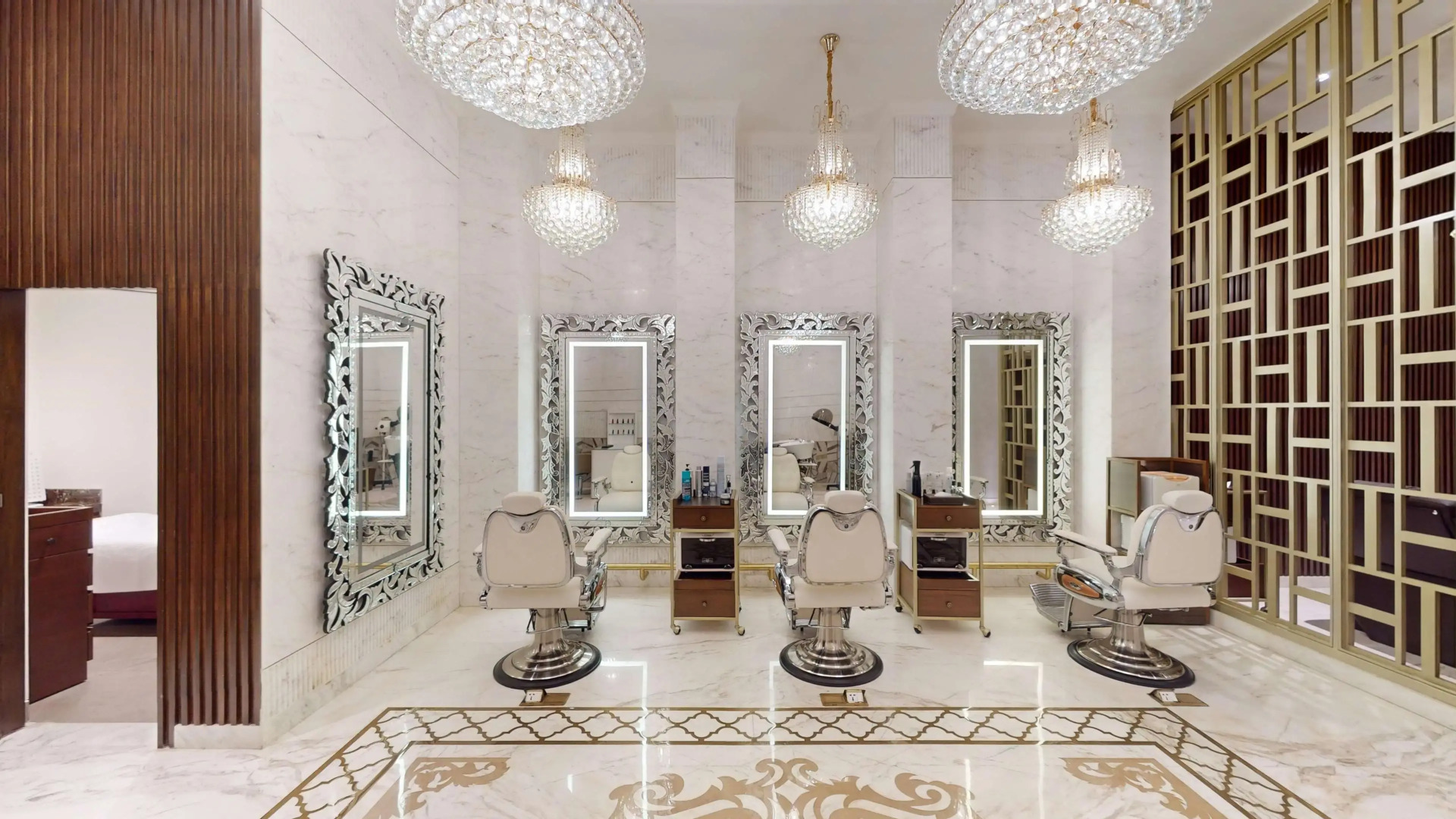 Radisson Blu Hotel & Suites GRT Chennai