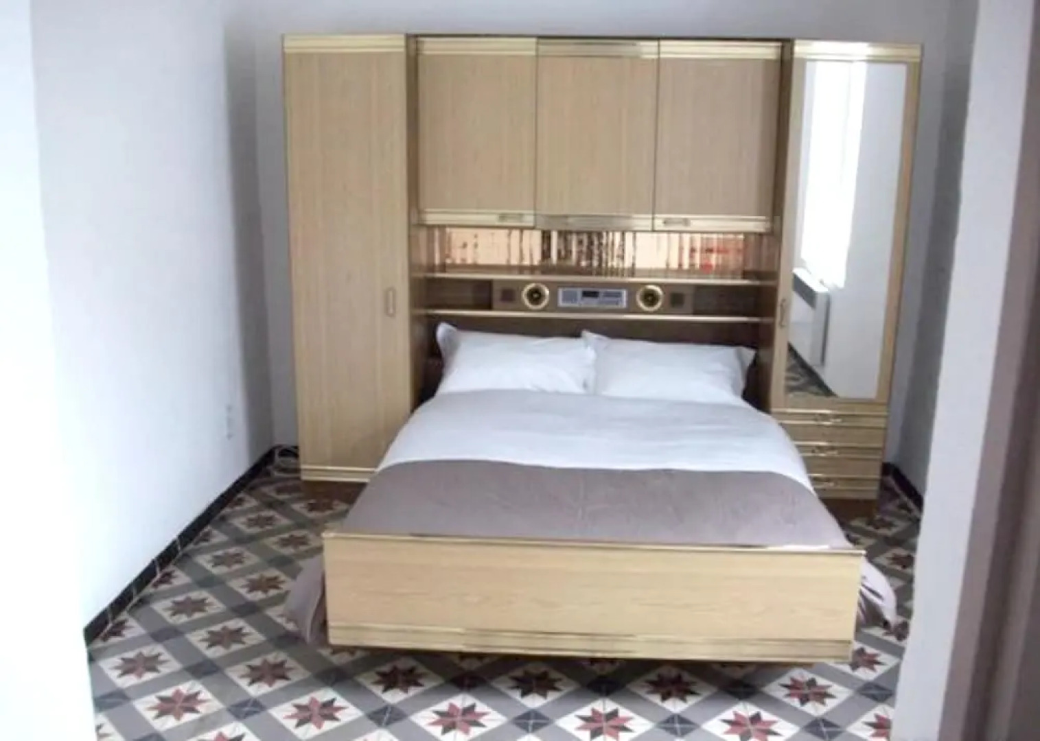 Apartment With 2 Bedrooms in Bessèges, With Wonderful Mountain View, Enclosed Garden and Wifi