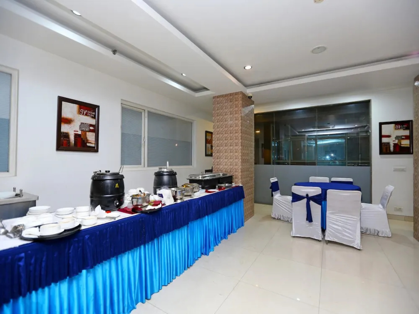 OYO 16004 Le Crescent