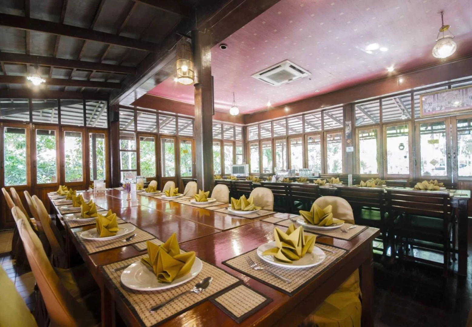 Rachawadee Resort & Hotel